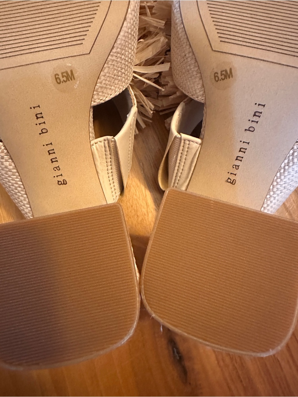 Gianni Bini Beige Raffia Knot Slide Mules NWT 6.5 - Picture 7 of 11